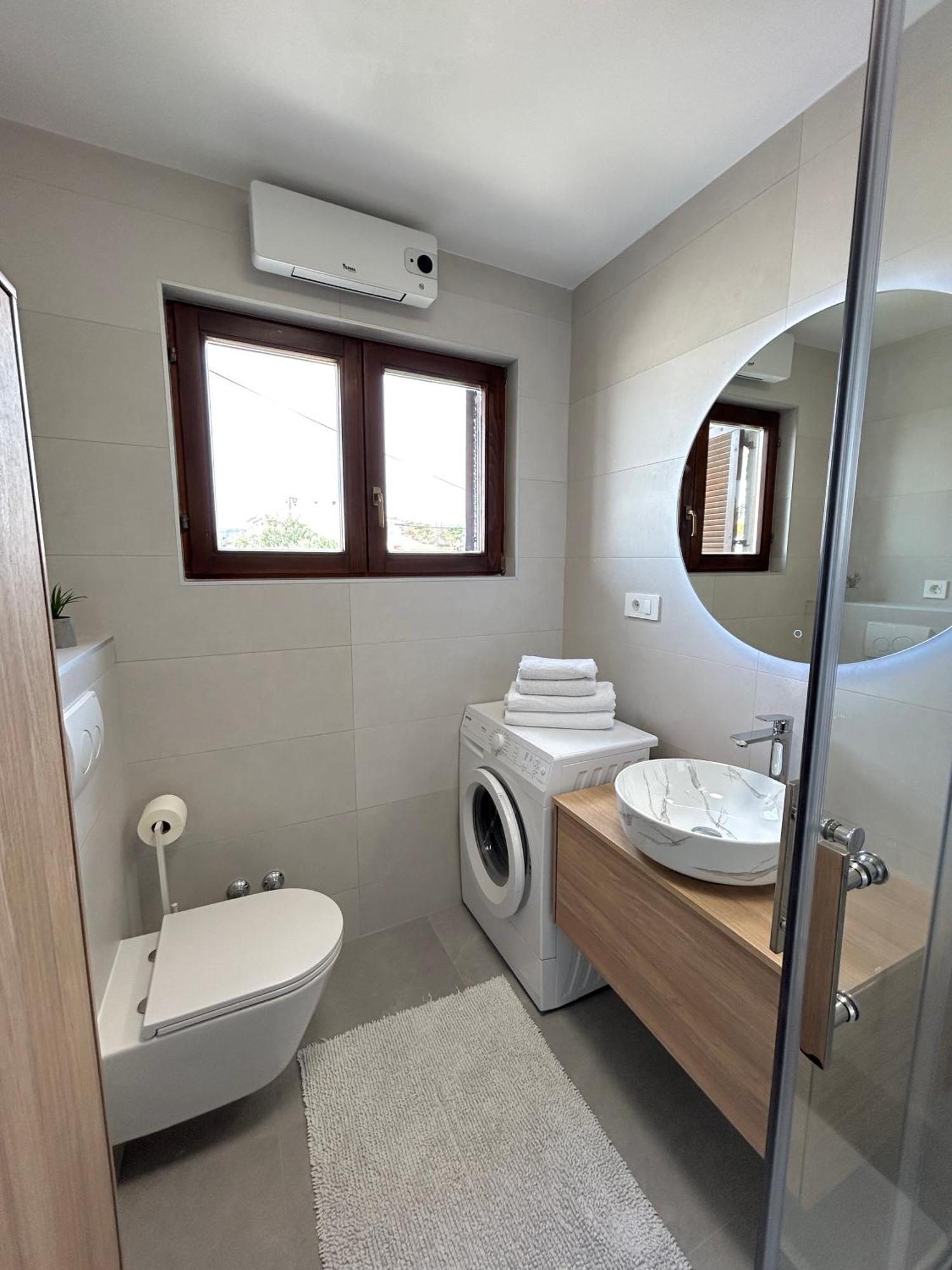 Apartments Flora 1 Banjol Dış mekan fotoğraf